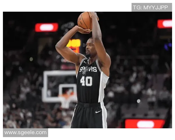 哈里森巴恩斯在NBA赛场上的成长与影响力分析